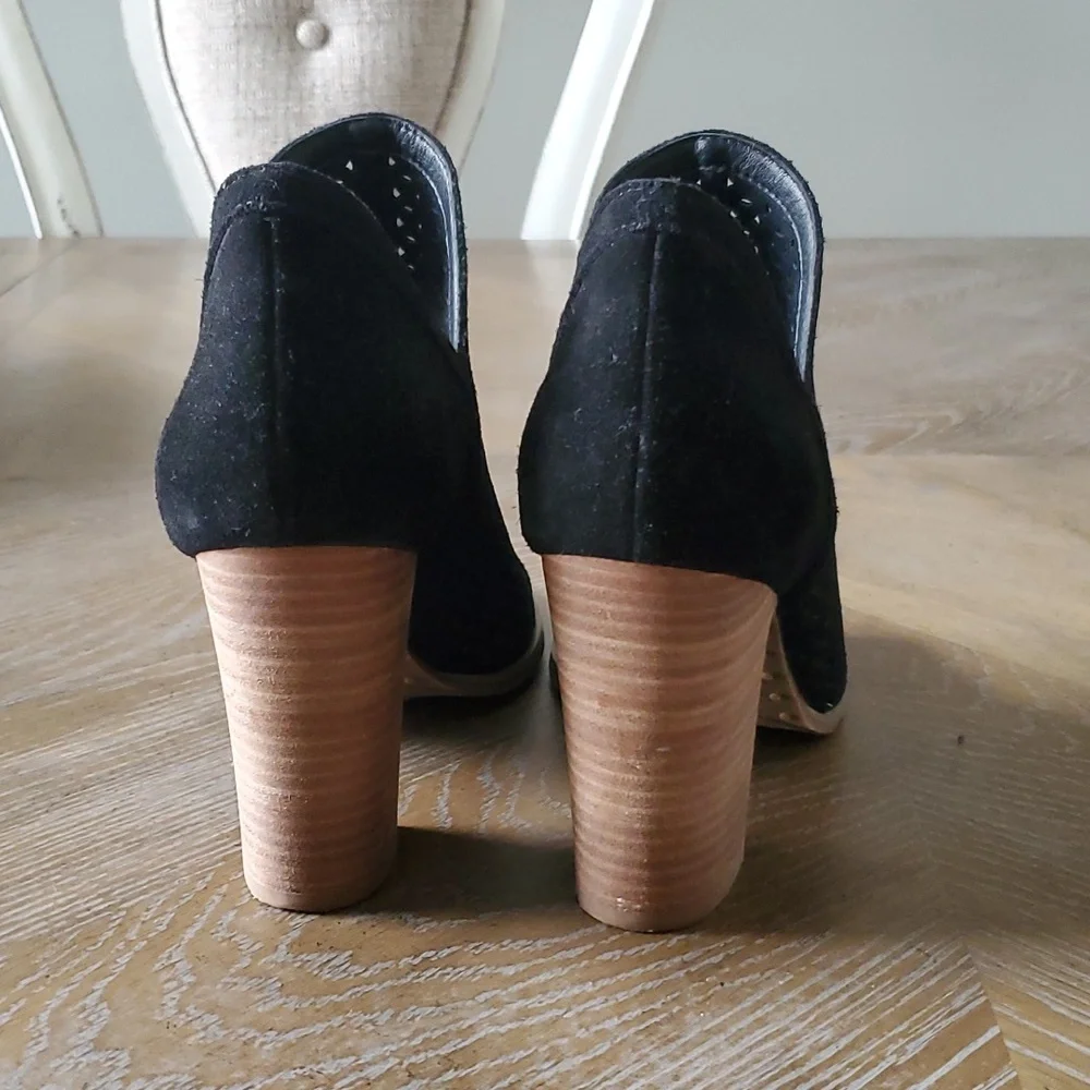 Lucky Brand Peep Toe Block Heel Bootie - Picture 6 of 9